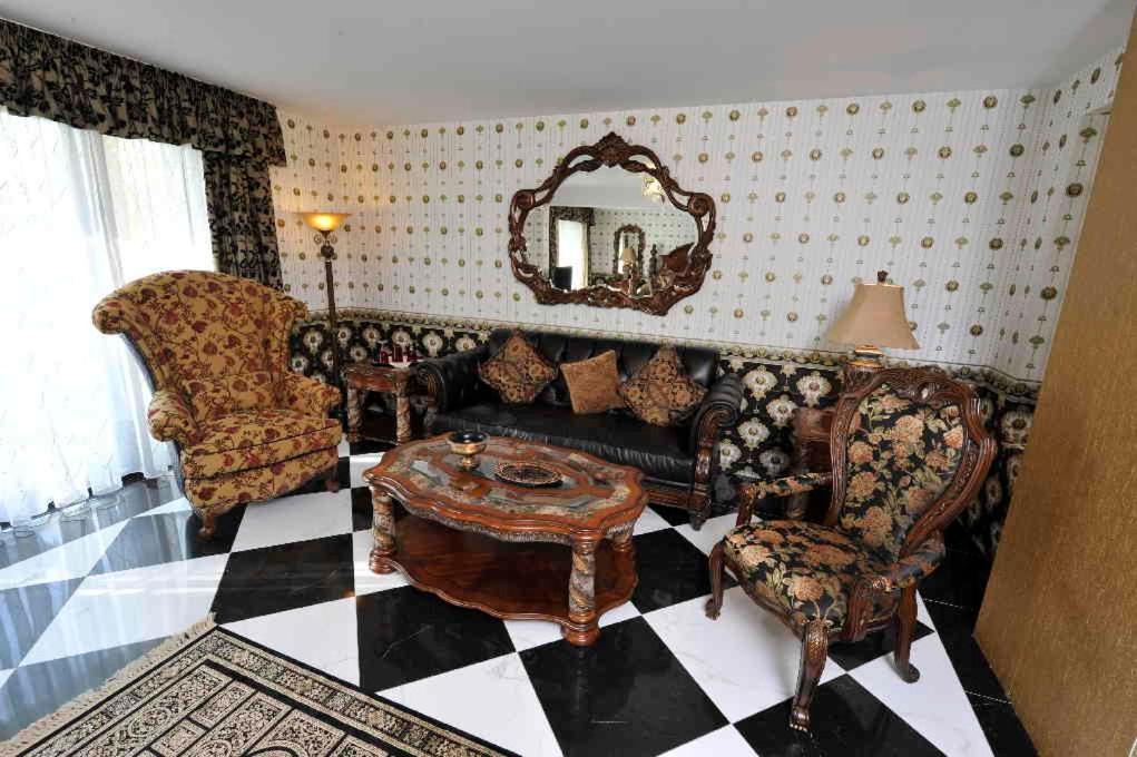 Burg Hotel Romantik Gotha Extérieur photo